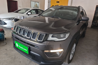 Jeep 指南者 2017款 200T 自动家享版