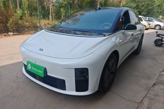理想汽车 理想i6 2025款 两驱标准版