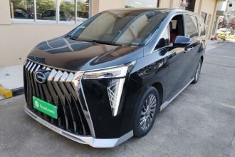 广汽传祺 传祺M8 2023款 宗师系列 双擎 御尊版