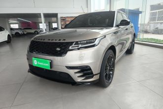 路虎 揽胜星脉 2021款 P250 熠黑珍藏版