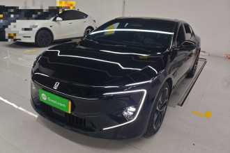 阿维塔12 2023款 650 三激光四驱性能版