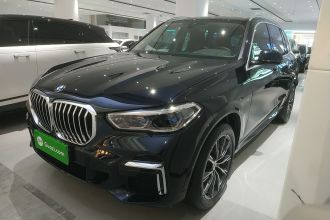 宝马X5 2022款 改款 xDrive 30Li 尊享型M运动套装