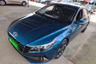 现代 伊兰特 2021款 1.5L CVT LUX尊贵版