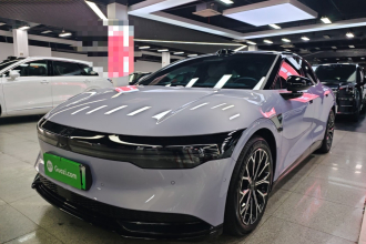 极氪007 2025款 后驱智驾版 75kWh