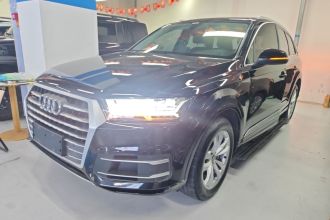 奥迪Q7 2019款 45 TFSI 舒适型