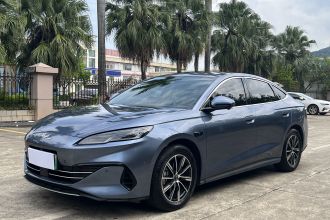 比亚迪 海豹06新能源 2025款 DM-i 智驾版 120KM尊荣型