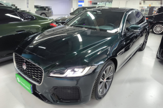 捷豹XFL 2022款 XFL 2.0T P250 两驱精英运动版