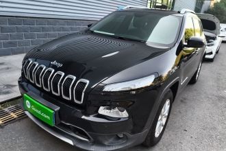 Jeep 自由光 2016款 2.4L 专业版