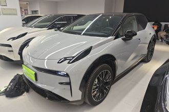 极氪X 2025款 五座四驱运动版