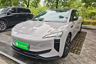 红旗EH7 2024款 690 Pro