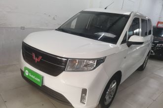 五菱汽车 五菱宏光PLUS 2019款 1.5T 手动舒适型 7座
