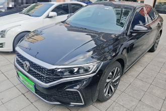 大众 帕萨特 2022款 330TSI 星空精英版