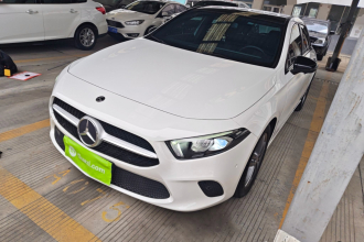 奔驰A级(进口) 2019款 A 200 动感型