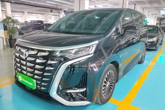 腾势D9 2022款 DM-i 970 四驱旗舰型