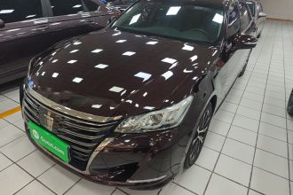丰田 皇冠 2018款 2.0T 时尚版