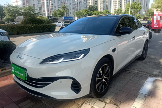 比亚迪 海豹06新能源 2026款 DM-i 超享版 210KM尊享型