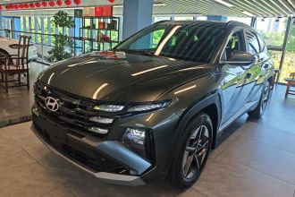现代 2025款 途胜L 1.5T 精英版