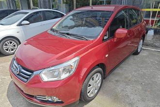 启辰R50 2016款 1.6L 自动精英版