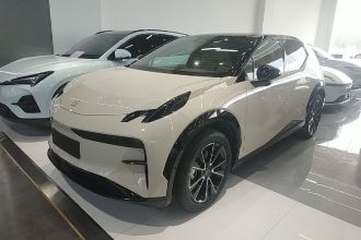 极氪X 2025款 四座后驱魔方版
