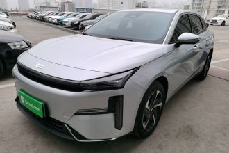 吉利银河 银河L6 2025款 EM-i 140km 星舰版