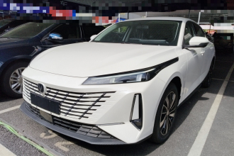 长安 逸动PHEV 2025款 智慧新蓝鲸 145KM 战舰版