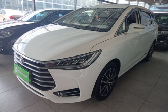 比亚迪 宋MAX 2018款 1.5T 自动智联豪华型 6座