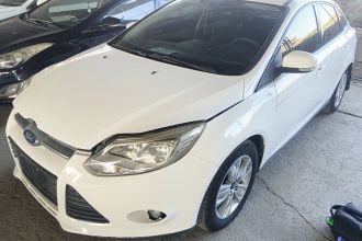 福特 福克斯 2012款 三厢 1.6L 自动舒适型