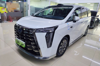 广汽传祺 传祺向往M8 2025款 乾崑系列 Ultra 头等舱