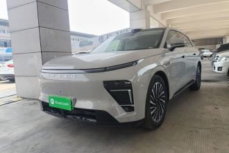 星途 星纪元 ET 2024款 增程 240 Ultra四驱