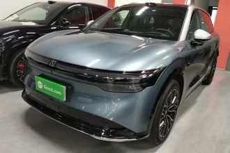 极氪7X 2025款 75kWh 后驱智驾版