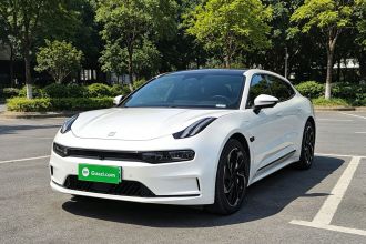极氪001 2022款 超长续航双电机 ME版