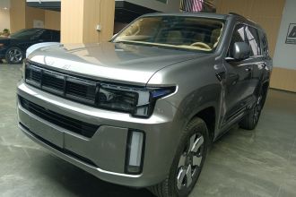 北京越野BJ60增程 2024款  魔核电驱进阶版 7座