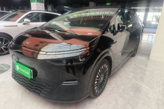 小鹏X9 2025款 纯电 740超长续航 Max