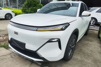 吉利银河 银河星舰7 EM-i 2025款 120km 启航+版