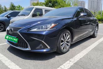 雷克萨斯ES 2020款 200 卓越版