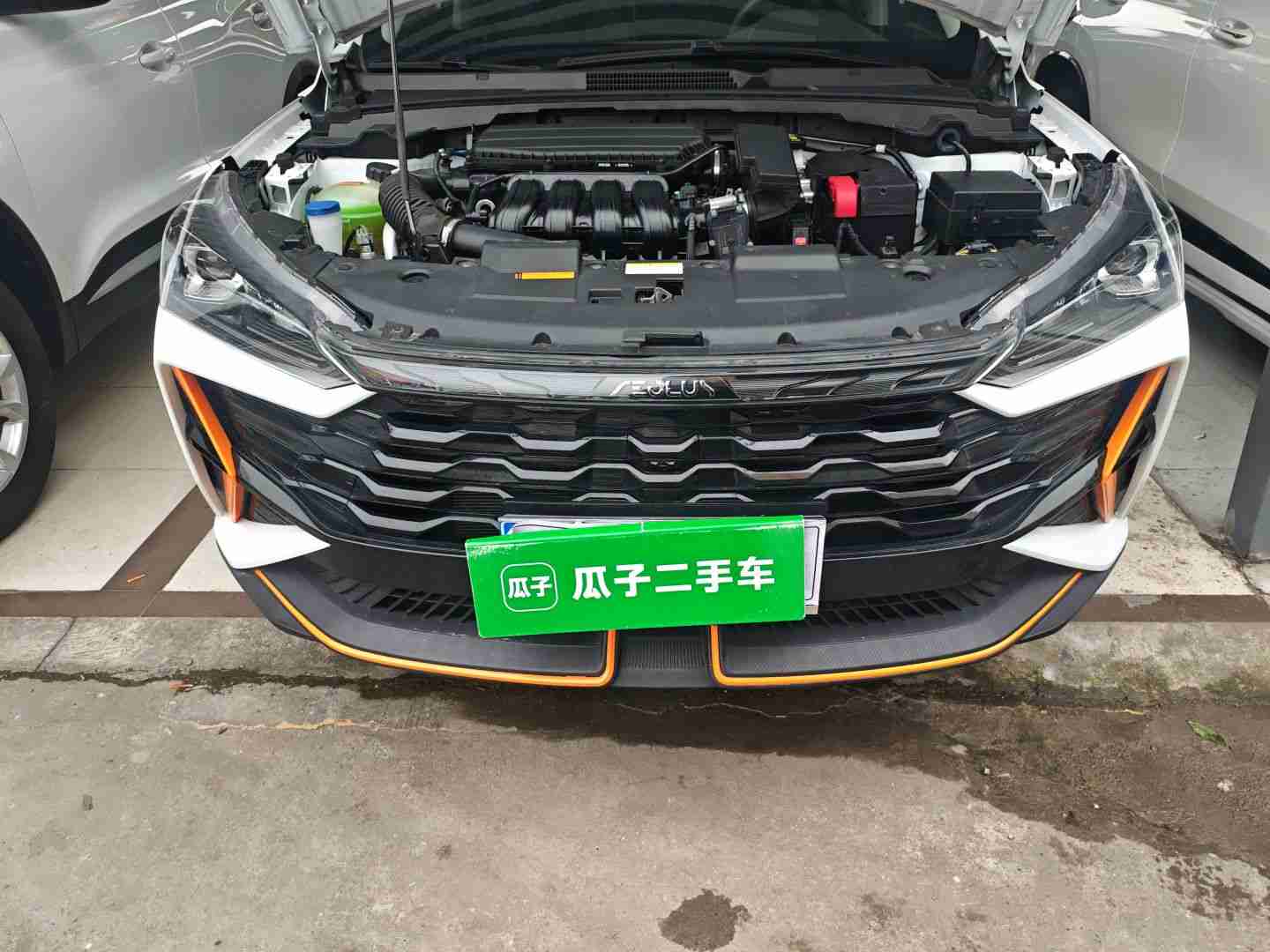 前保险杠安装轻微不齐实拍