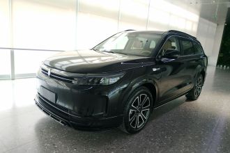 鸿蒙智行 问界M7 2024款 1.5T 智驾后驱Pro版 5座