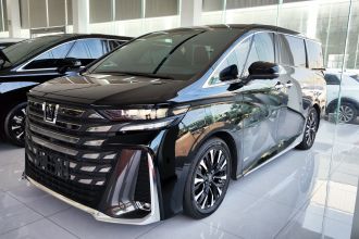 丰田 威尔法 2024款 皇冠 双擎 2.5L 至尊版