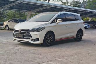 比亚迪 宋MAX 2017款 1.5T 自动智联精英型 7座
