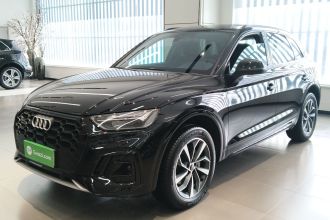 奥迪Q5L 2023款 40T 豪华动感型