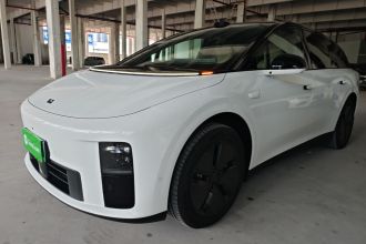 理想汽车 理想i6 2025款 两驱标准版