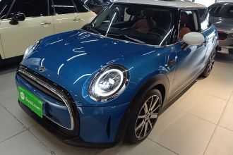 MINI 2022款 1.5T COOPER 艺术家