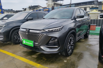 长安X7 PLUS 2024款 1.5T 自动尊贵型 7座