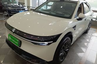 极氪7X 2025款 75kWh 后驱智驾版