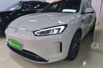 鸿蒙智行 问界M5 2025款 增程   Ultra 四驱版