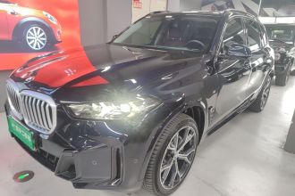 宝马X5 2023款 xDrive 30Li 尊享型M运动曜夜套装