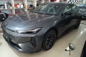 长安UNI-V 智电iDD 2024款 蓝鲸智电iDD 136km 智尊型