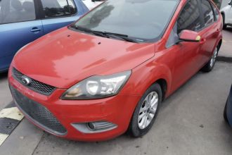 福特 福克斯 2013款 两厢经典 1.8L 自动基本型