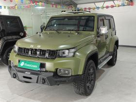 北京越野 北京BJ40 2023款 2.0D 自动四驱刀锋英雄版侠客型（前后电控锁）