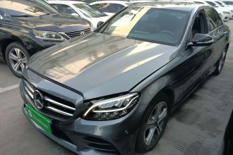 奔驰C级 2019款 C 260 运动版